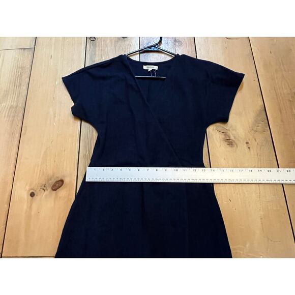 Madewell women's Navy Wrap v-neck Dress. XXS. Summer wedding cocktail - Picture 7 of 8